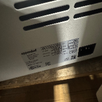 Eppendorf 5804 Centrifuge image 1